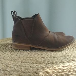 Rocket Dog Suede booties